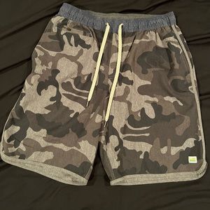 Men’s Vuori Athletic Shorts